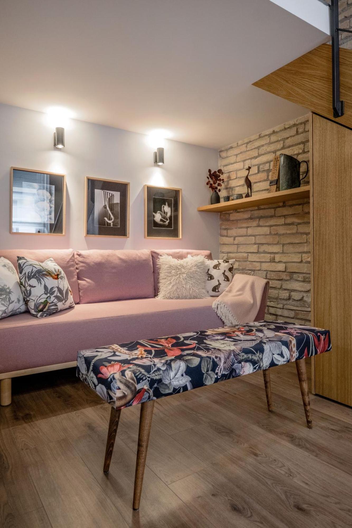 Apartment Warm And Cozy Hideaway In The Heart Of The Budapest