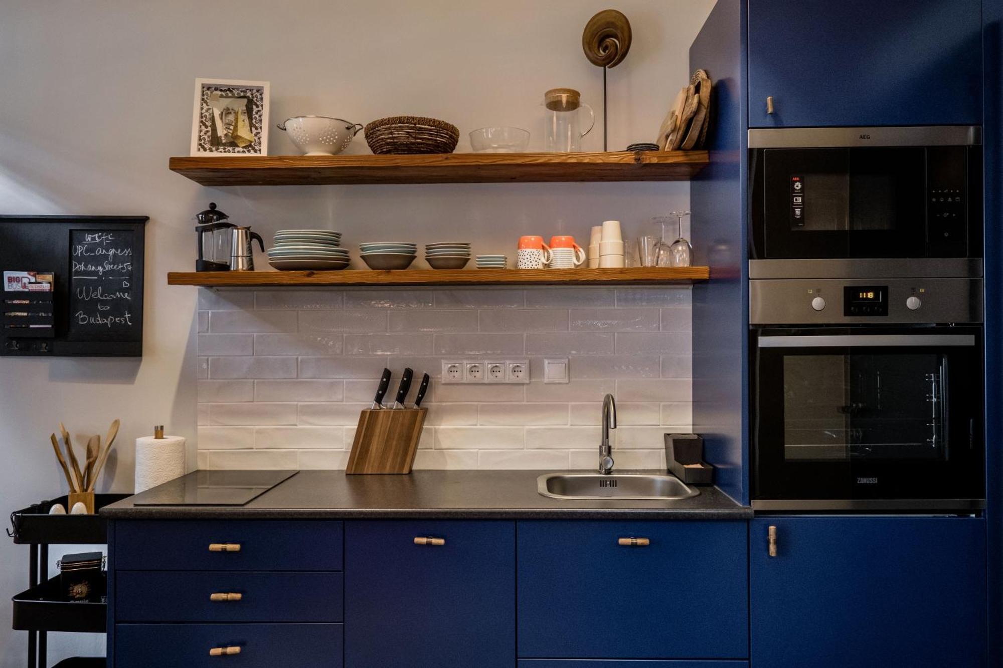 Warm And Cozy Hideaway In The Heart Of The Apartment Budapest